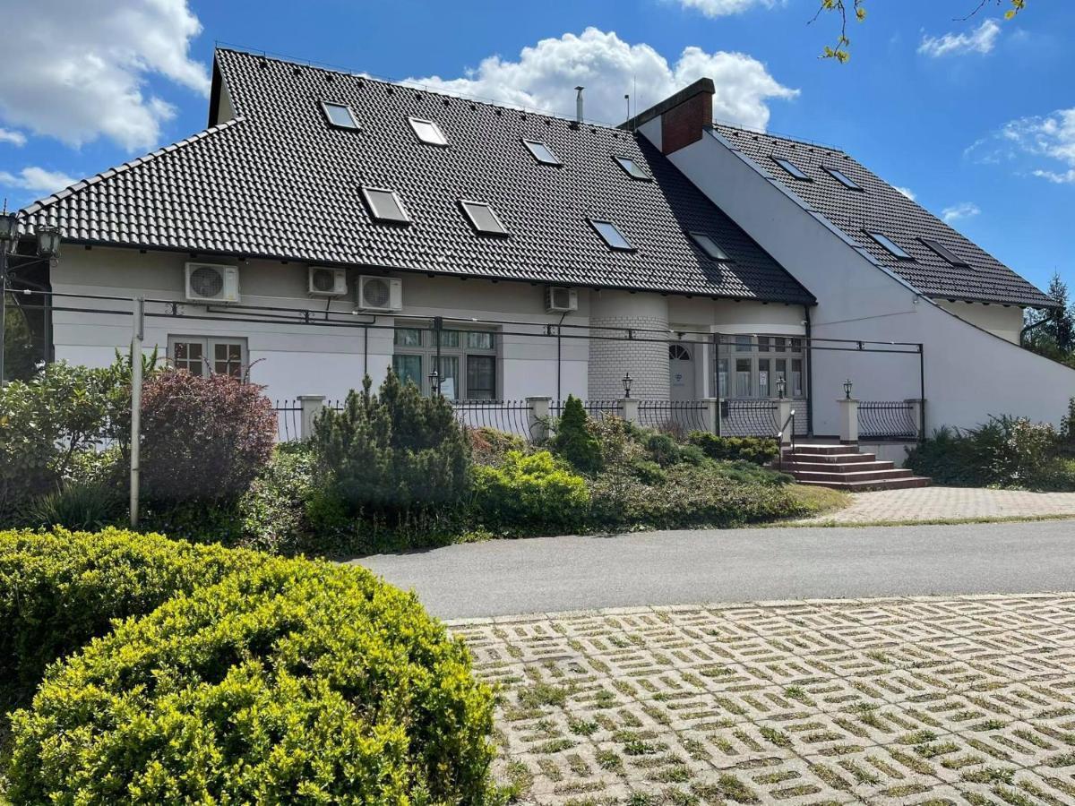 Szőlőfürt Fogadó Kecskemét Exterior foto